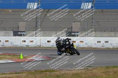 media/Nov-26-2022-Fastrack Riders (Sat) [[b001e85eef]]/Level 2/Session 3 Outside Turn 9/